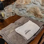 Apimonte O Cantinho Da Maria - Pn Montesinho 度假居 *