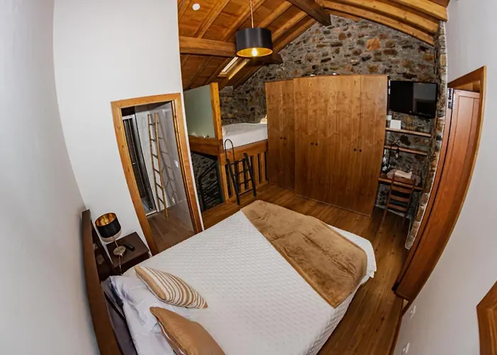 Apimonte O Cantinho Da Maria - Pn Montesinho Tatil Evi Bragança