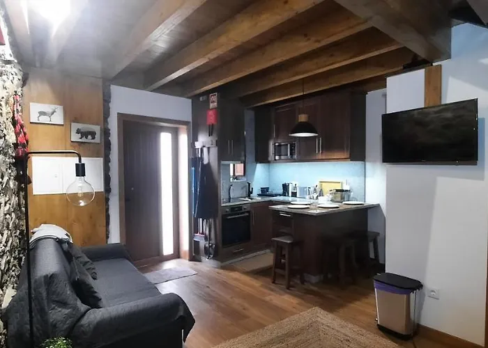 Apimonte O Cantinho Da Maria - Pn Montesinho Ferienhaus